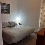 Lanzarote Surf House 6 Guests * 法马拉