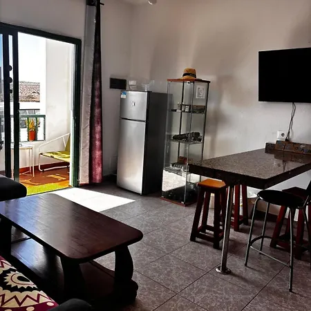 דירה Lanzarote Surf House 6 Guests *