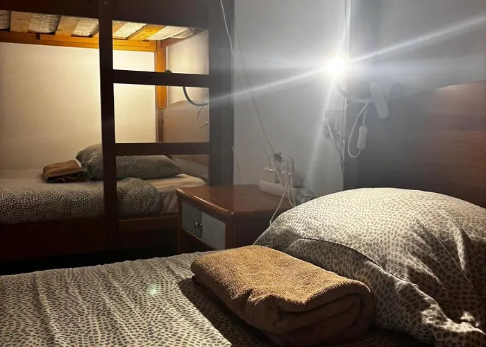 Lanzarote Surf House 6 Guests * Famara