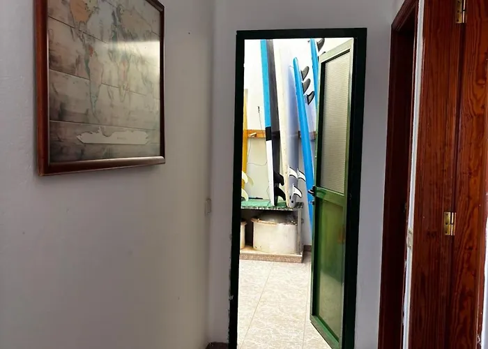 Lanzarote Surf House 6 Guests Famara