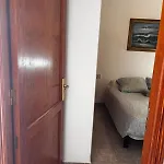 Lanzarote Surf House 6 Guests Appartement Famara